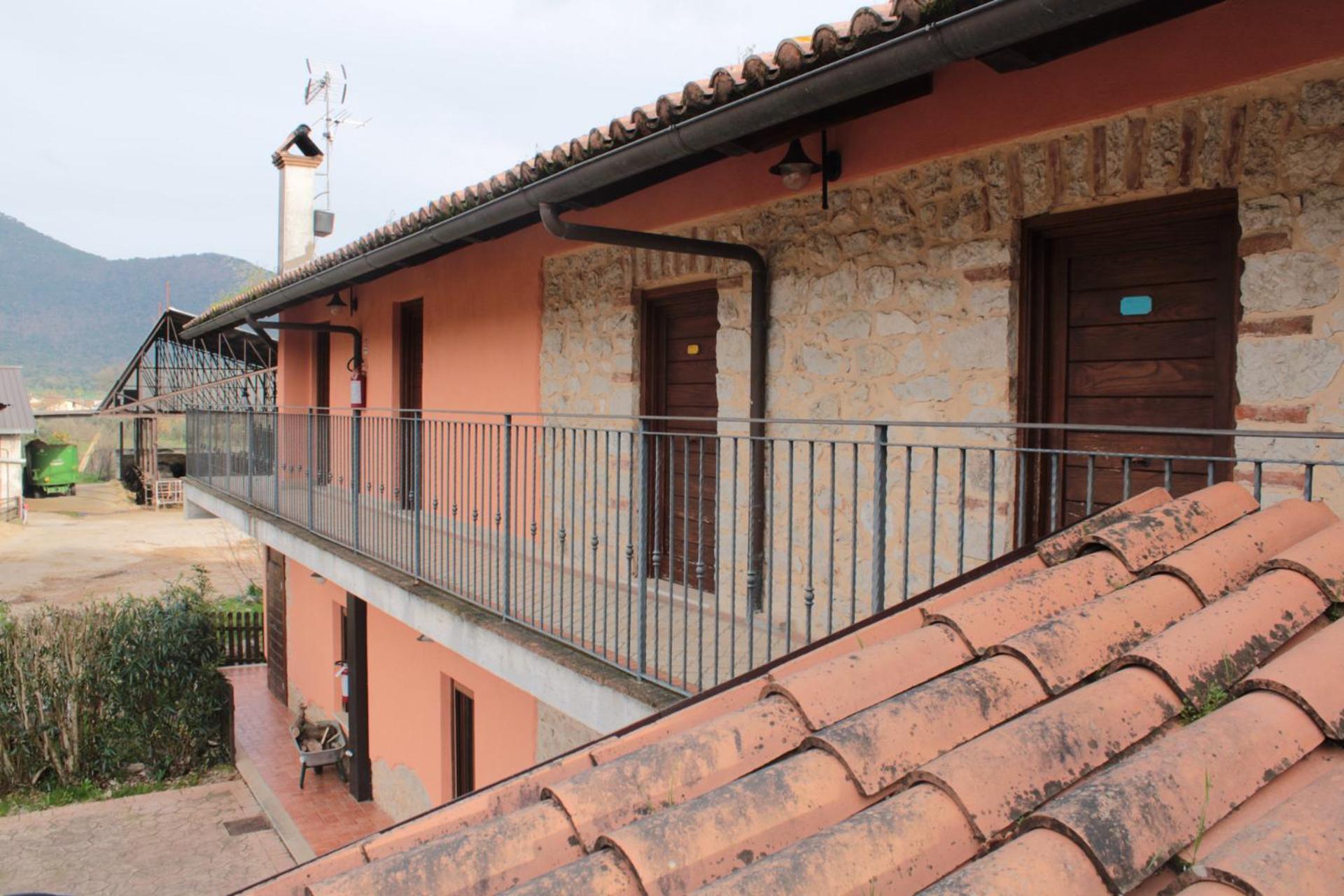 Villa La Fattoria Di Carlotta Maenza Exterior foto