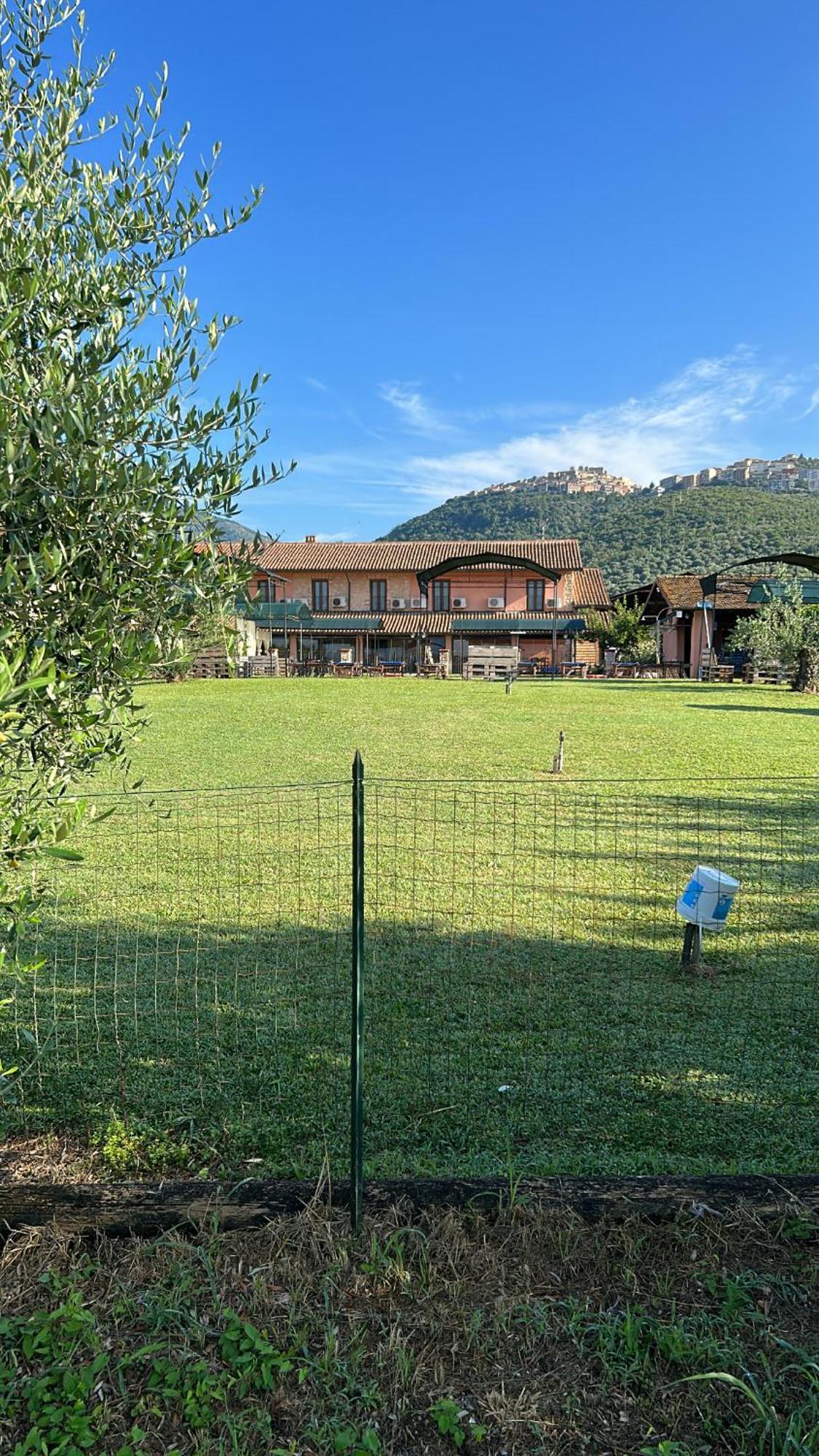 Villa La Fattoria Di Carlotta Maenza Exterior foto